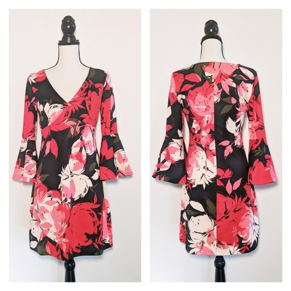 Trina Turk Dresses & Skirts - NWT Trina Turk Floral Bell Sleeve Mini Dress